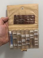 Pillendoosje • vintage • leer, Diversen, Verpleegmiddelen, Ophalen, Gebruikt
