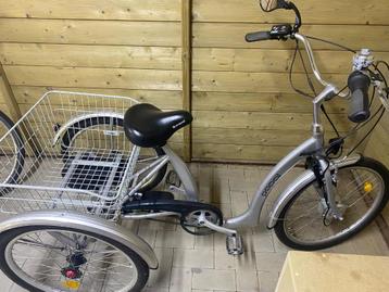 driewiel fiets beschikbaar voor biedingen