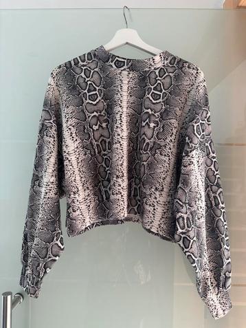 BERSHKA - L beschikbaar voor biedingen