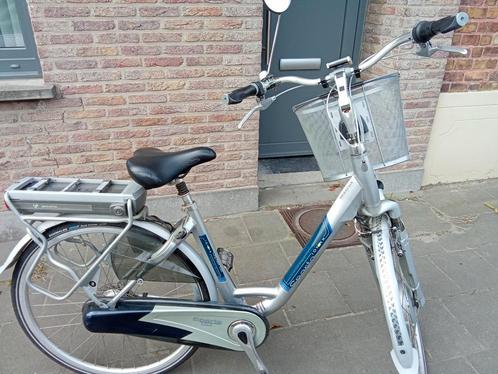 Elektrische damesfiets Sparta, Fietsen en Brommers, Elektrische fietsen, Zo goed als nieuw, Sparta, Ophalen