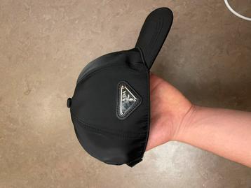Prada pet, Enlèvement, Neuf, Casquette