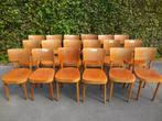 18 Thonet stoelen jaren 1960, Ophalen