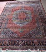 Rood tapijt, Maison & Meubles, Ameublement | Tapis & Moquettes, 150 à 200 cm, Comme neuf, Rectangulaire, Enlèvement