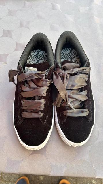 Zwarte fluwelen sneakers Puma maat 37 beschikbaar voor biedingen