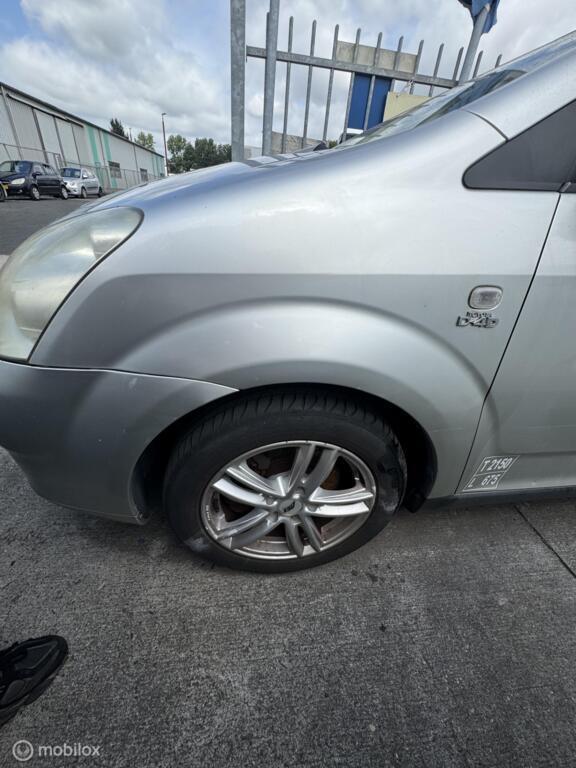 Voorscherm links grijs Toyota Corolla Verso ('02-'06), Auto-onderdelen, Carrosserie, Toyota, Gebruikt, Ophalen of Verzenden