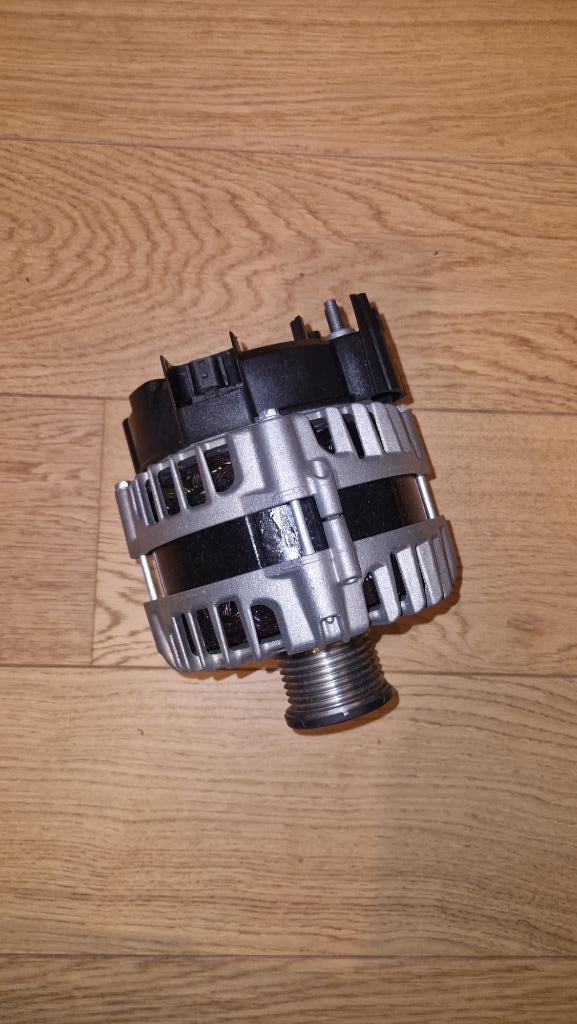 Alternateur échange standard Renault Master 2.3, Nissan NV, Autos : Pièces & Accessoires, Autres pièces automobiles, Nissan, Renault