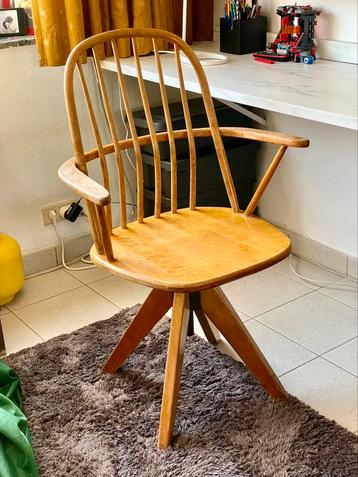 A vendre chaise de bureau pivotante Akerblom scandinave, Enlèvement, Chaise de bureau