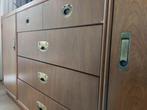 Drexel ladekast in massief hout, ijzerwerk van het boottype, Ophalen