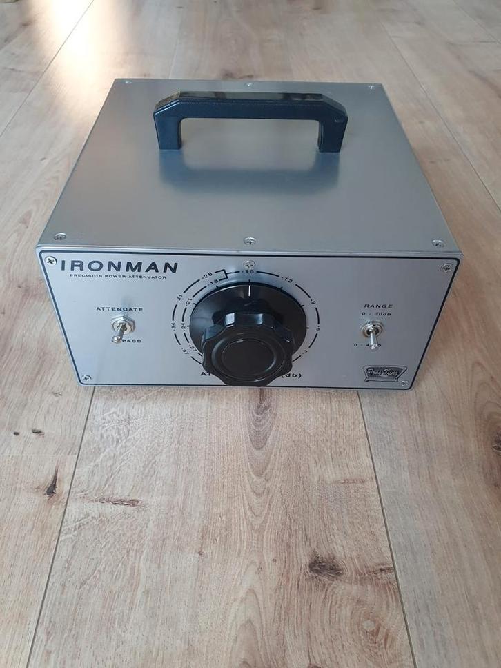 ToneKing Ironman MK1 Attenuator Mark Bartel Original version, Muziek en Instrumenten, Versterkers | Bas en Gitaar, Zo goed als nieuw