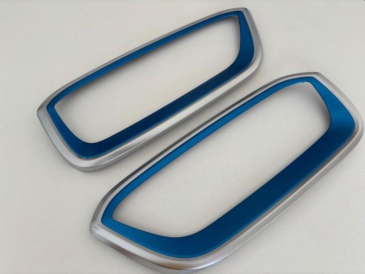 BMW i3 niertjes - nieuw - blauw - 51137352702, Auto-onderdelen, Carrosserie, Bumper, BMW, Voor, Nieuw, Ophalen of Verzenden