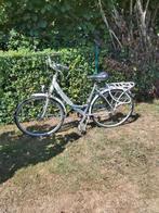 Damesfiets, Fietsen en Brommers, Ophalen, Gebruikt, Versnellingen