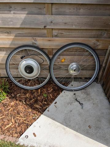 Voorwiel of achterwiel met motor voor elektr. fiets, Enlèvement, Sachs