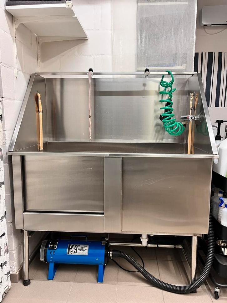 Bad hondentrimsalon, Dieren en Toebehoren, Honden-accessoires, Ophalen