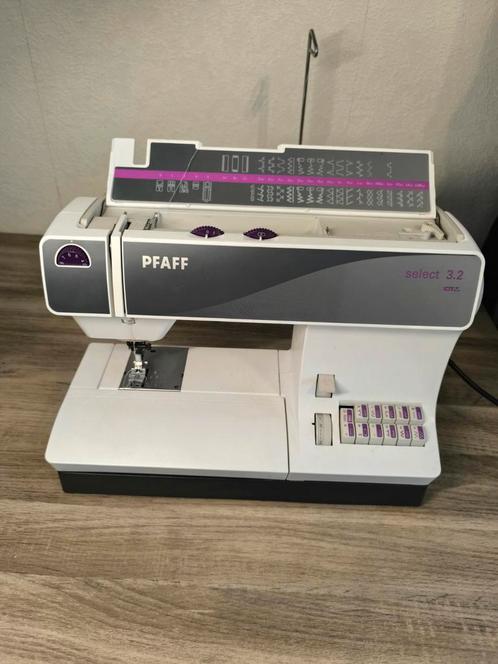 Naaimachine PFAFF SELECT 3.2, Hobby en Vrije tijd, Naaimachines en Toebehoren, Zo goed als nieuw, Naaimachine, Pfaff, Ophalen