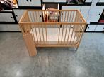 120x60 houten babybed met afneembare deur en schoon matras, Kinderen en Baby's, Ophalen, Zo goed als nieuw, Rechthoekig