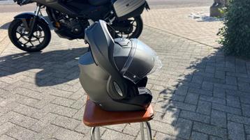 Motorkledij te koop wegens stopzetting motorrijden beschikbaar voor biedingen