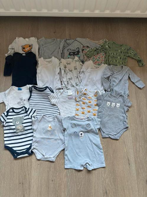 Groot pakket babykleertjes maat 50-56 (82 stuks), Kinderen en Baby's, Babykleding | Maat 50, Zo goed als nieuw, Jongetje of Meisje