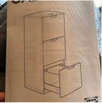 Arhiefkast Ikea, Enlèvement