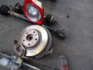 Moyeu avant gauche VW Jetta 3 1.9TDi 77kw 2005-2010 LP/15067 beschikbaar voor biedingen