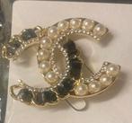 Chanel broche, Handtassen en Accessoires, Broches, Overige materialen, Zwart, Minder dan 4 cm, Nieuw