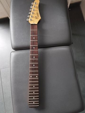 Manche guitare hohner st spécial  beschikbaar voor biedingen