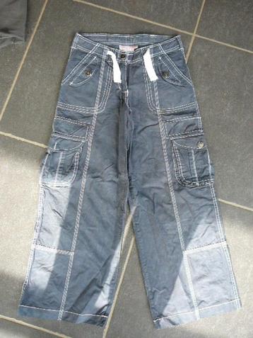 blauwe broek van het merk Girls First beschikbaar voor biedingen