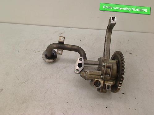 OLIEPOMP Volkswagen Transporter T5 (070115105A), Auto-onderdelen, Motor en Toebehoren, Volkswagen, Gebruikt