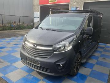 Opel Vivaro 1.6 CDT Dubbel cabine 6-zitplaatsen bj 2015 175d beschikbaar voor biedingen