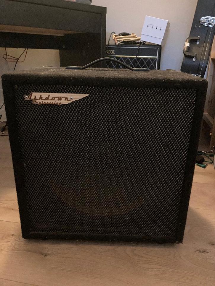 Ashdown Five Fifteen (pour pièce - ne fonctionne pas), Musique & Instruments, Amplis | Basse & Guitare, Utilisé, Guitare basse