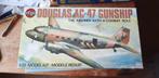 Navire de combat Airfix Douglas AC-47, Hobby & Loisirs créatifs, Modélisme | Avions & Hélicoptères, Comme neuf, Autres marques