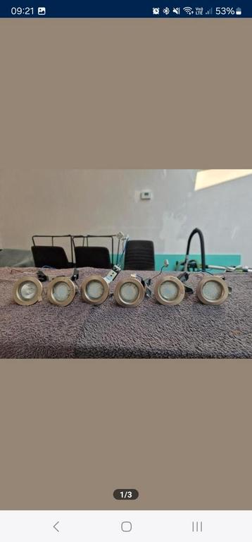 6 inbouwspots zilverkleurig met ledlamp inclusief beschikbaar voor biedingen