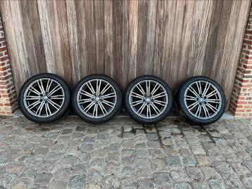 BMW 2 serie 3 serie 4 serie G20 G21 G22 G42 790M 18 inch, Auto-onderdelen, Banden en Velgen, Ophalen, 18 inch, Winterbanden, Velg(en)
