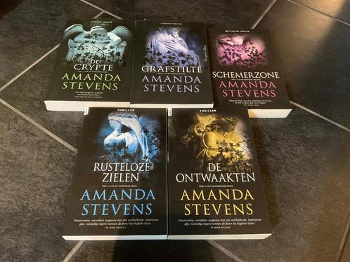 5 x Amanda Stevens Dodenrijk boeken thrillers, Boeken, Thrillers, Zo goed als nieuw, Ophalen of Verzenden