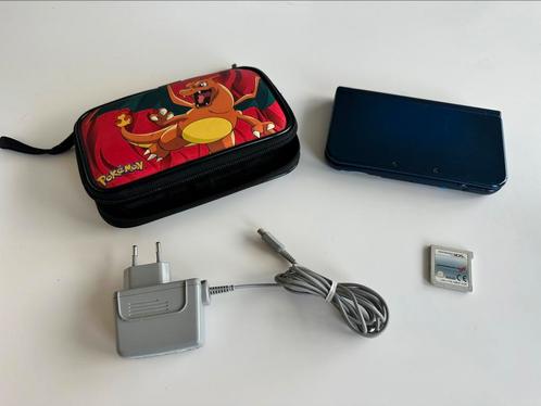 Nintendo New 3DS XL met Pokemon case en spelletjes!, Games en Spelcomputers, Spelcomputers | Nintendo 2DS en 3DS, Zo goed als nieuw