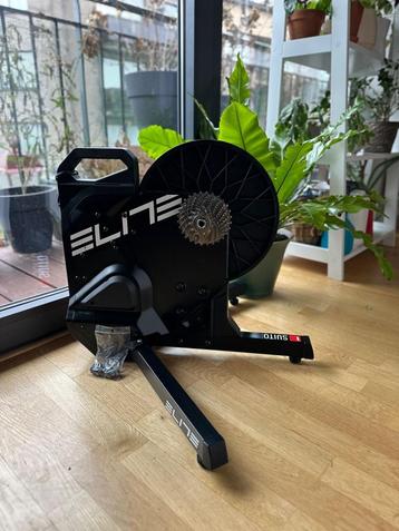 Elite Suito turbo trainer with 11sp casette