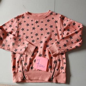 vêtements  fille 7 ans beschikbaar voor biedingen