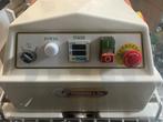 Brood kneed machine, Elektronische apparatuur, Broodbakmachines, 1600 gram deeg of meer, Ophalen, Gebruikt, Met timer