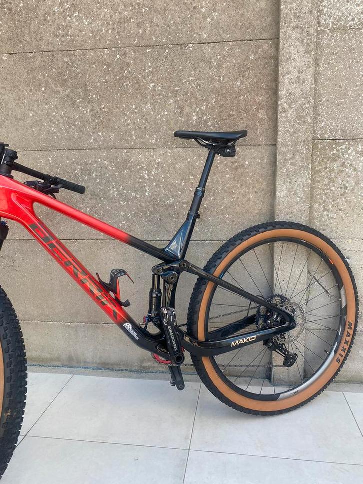 Mtb berria (fully), Fietsen en Brommers, Fietsen | Mountainbikes en ATB, Zo goed als nieuw, Heren, Overige merken, Fully, Ophalen