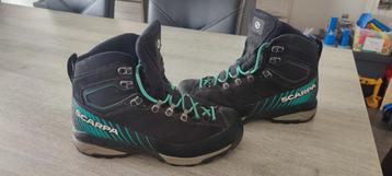 Scarpa middelhoge wandelschoen beschikbaar voor biedingen
