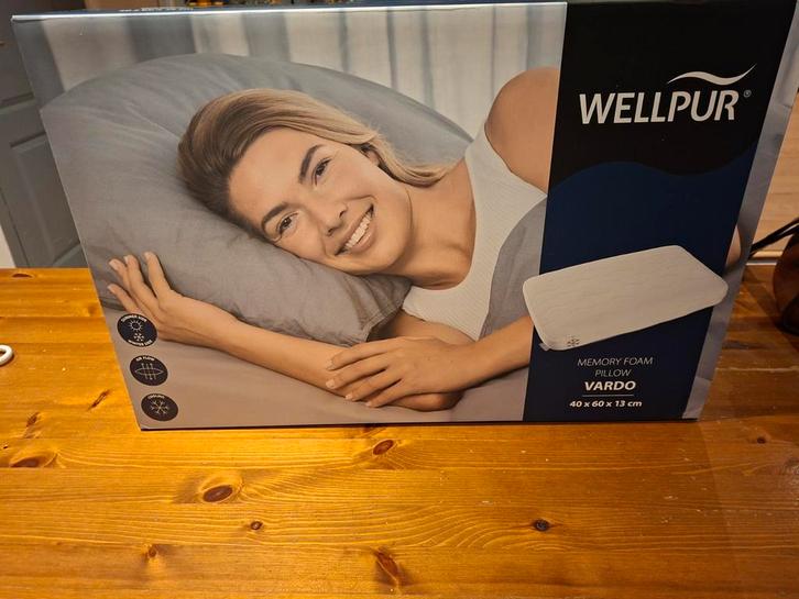 Wellpur traagschuimkussen Vardo, Maison & Meubles, Chambre à coucher | Linge de lit, Comme neuf, Oreiller, Une personne, Blanc