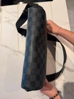 Saccohe louis vuitton, Enlèvement, Comme neuf