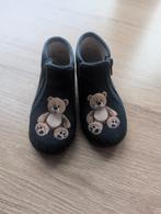 Pantoffels maat 23, Ophalen