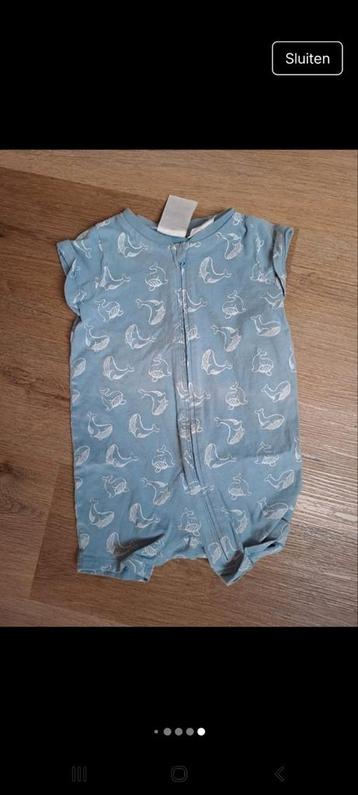 Baby kleertjes maat 80 beschikbaar voor biedingen