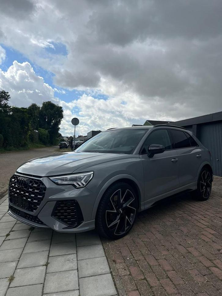 AUDI RSQ3 NARDO ️, Auto's, Audi, Bedrijf, Q3, Cruise Control, Benzine, Automaat, Vierwielaandrijving, Ophalen of Verzenden