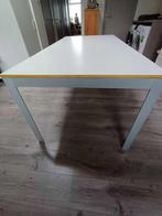 Mooie witte Italiaanse design tafel Zanotta zie beschrijving, Huis en Inrichting, Tafels | Eettafels, Ophalen, Gebruikt, 50 tot 100 cm