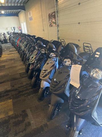 GROOTAANBOD: PIAGGIO ZIP 45KM BROM SPRINT AEROX SPEEDFIGHT