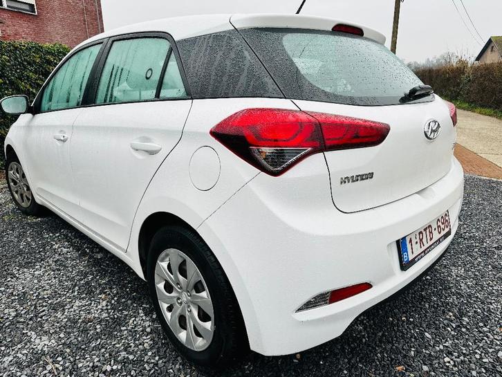 Hyundai i20 hatchback 1.2 benzine, Auto's, Hyundai, Particulier, i20, Airbags, Airconditioning, Bluetooth, Boordcomputer, Centrale vergrendeling