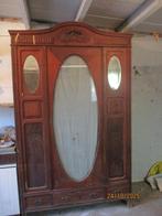 Antieke hoge Kleerkast ., Antiek en Kunst, Ophalen