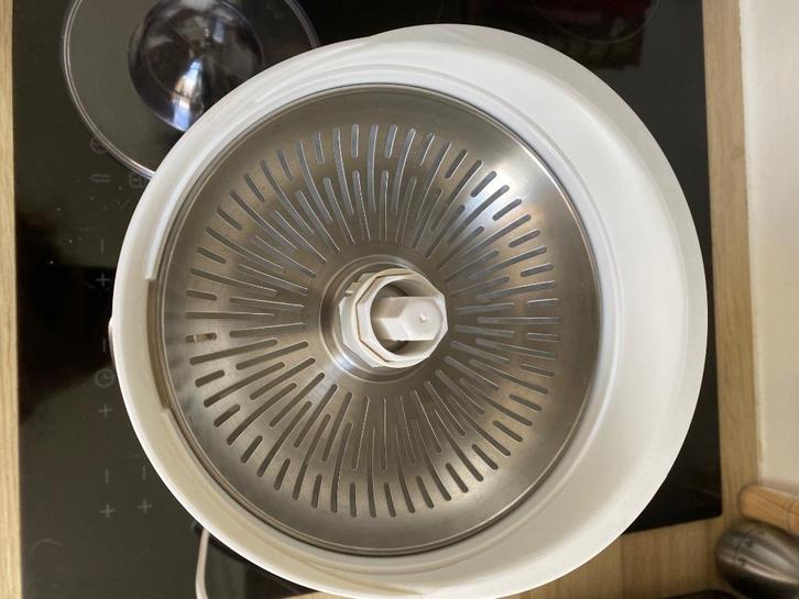 Fruitpers voor kleine citrus vruchten en grote., Elektronische apparatuur, Juicers, Zo goed als nieuw, Citruspers, Elektrisch