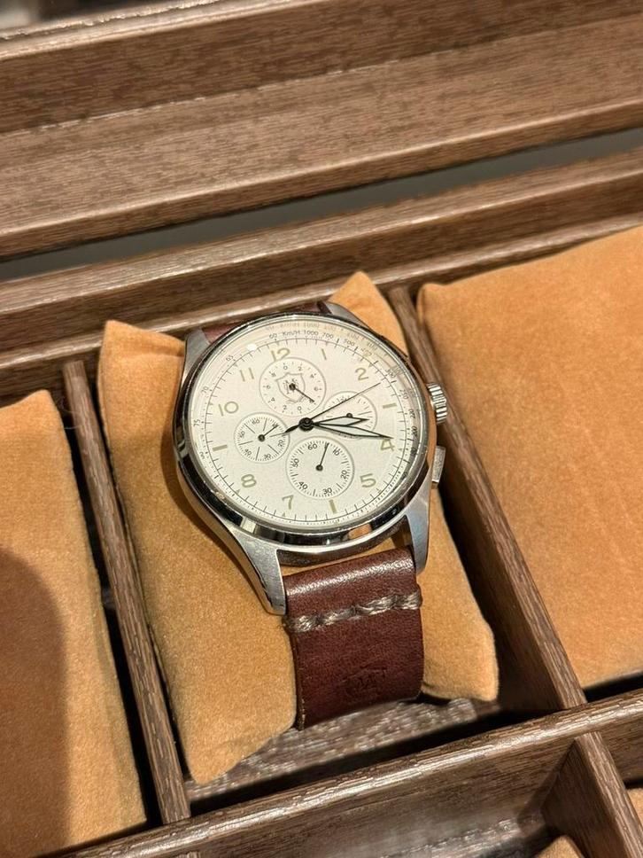 Massimo Dutti Chronograph horloge, Handtassen en Accessoires, Horloges | Heren, Ophalen of Verzenden